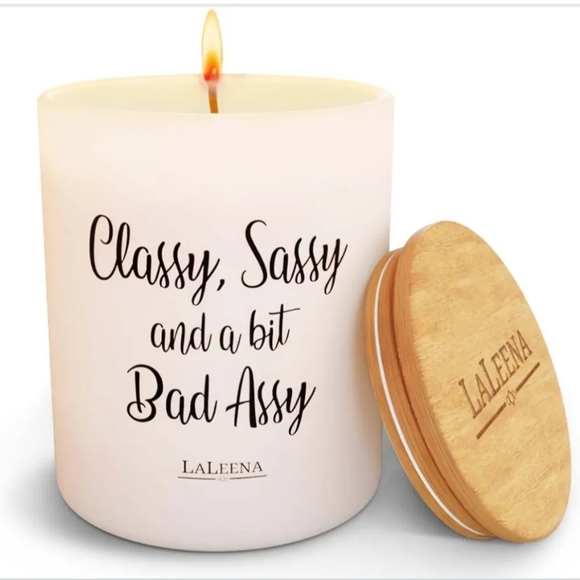 LaLeena Candle Jasmine scent Classy Sassy with Wooden Lid NIB-14oz - Picture 4 of 4